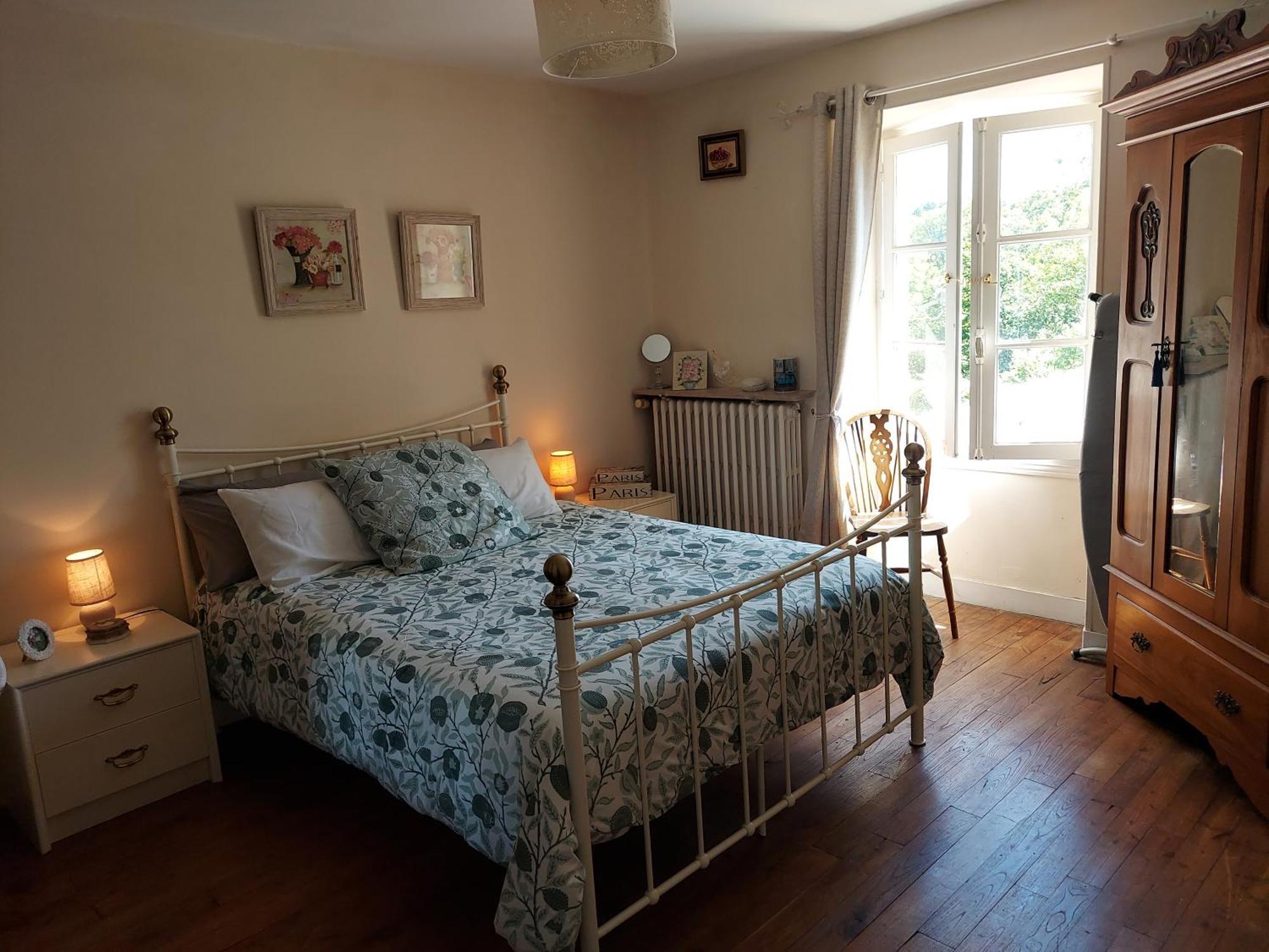 Charming Two Bedroom Gite With Beautiful Gardens Confolens Exteriér fotografie